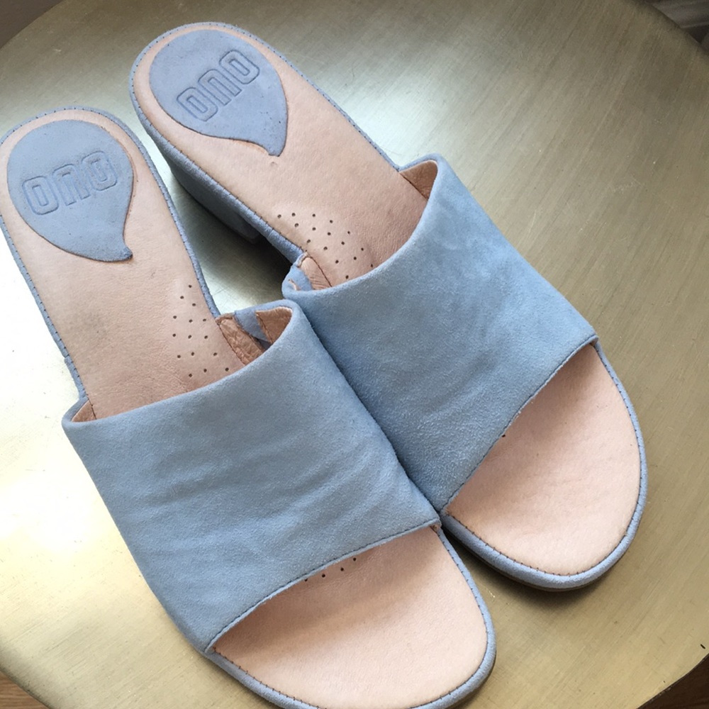 Ono slip on heels size 8 pale blue suede